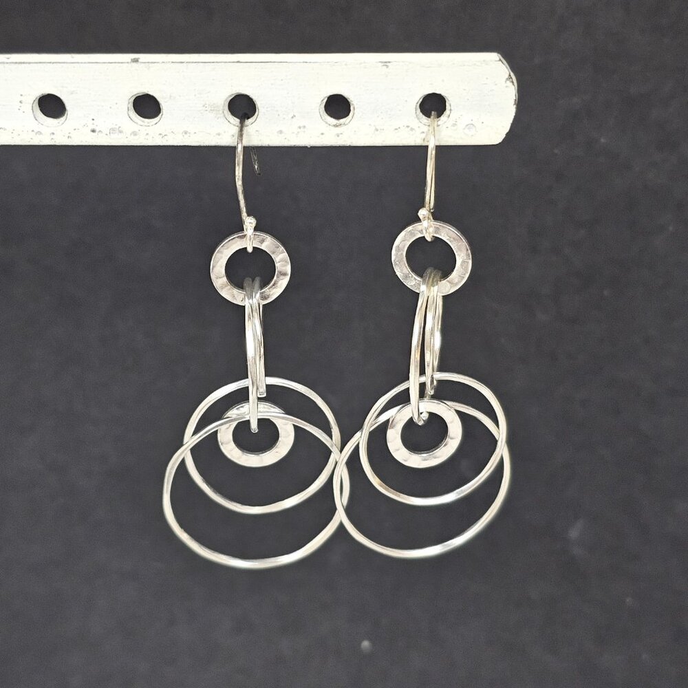 Ippolita Sterling Silver Interlocking Circle Multi Ring Hammered Drop Earrings - Picture 9 of 11